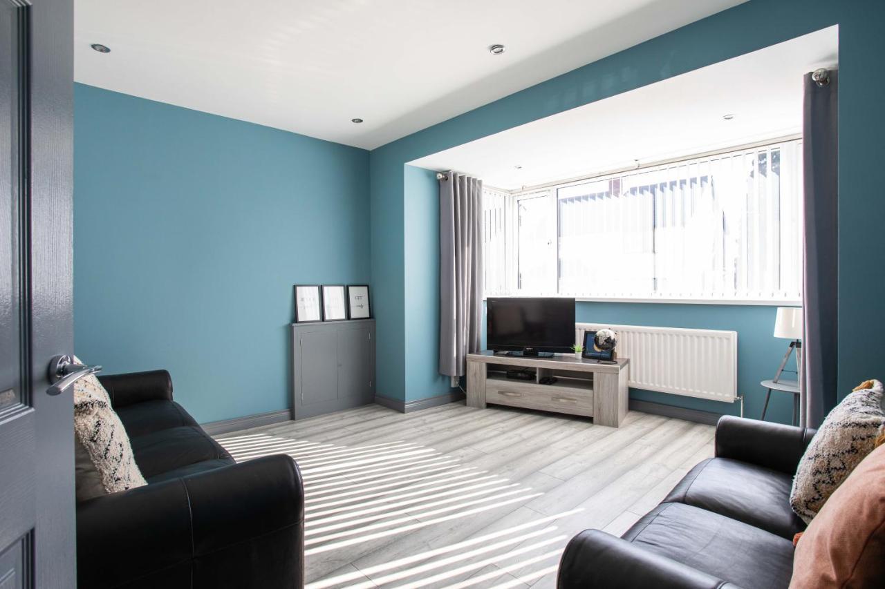 Fully Refurbished North Belfast Home Zewnętrze zdjęcie