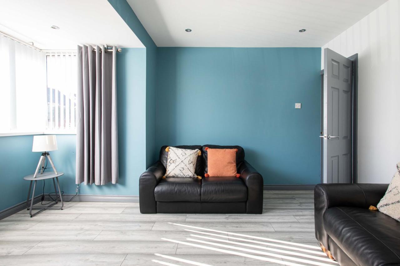 Fully Refurbished North Belfast Home Zewnętrze zdjęcie